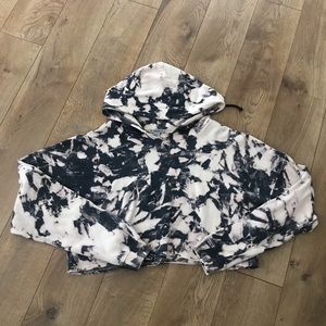 Cropped Tie Die Hoodie